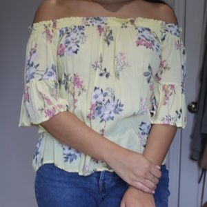 HOLISTER: yellow off the shoulders top